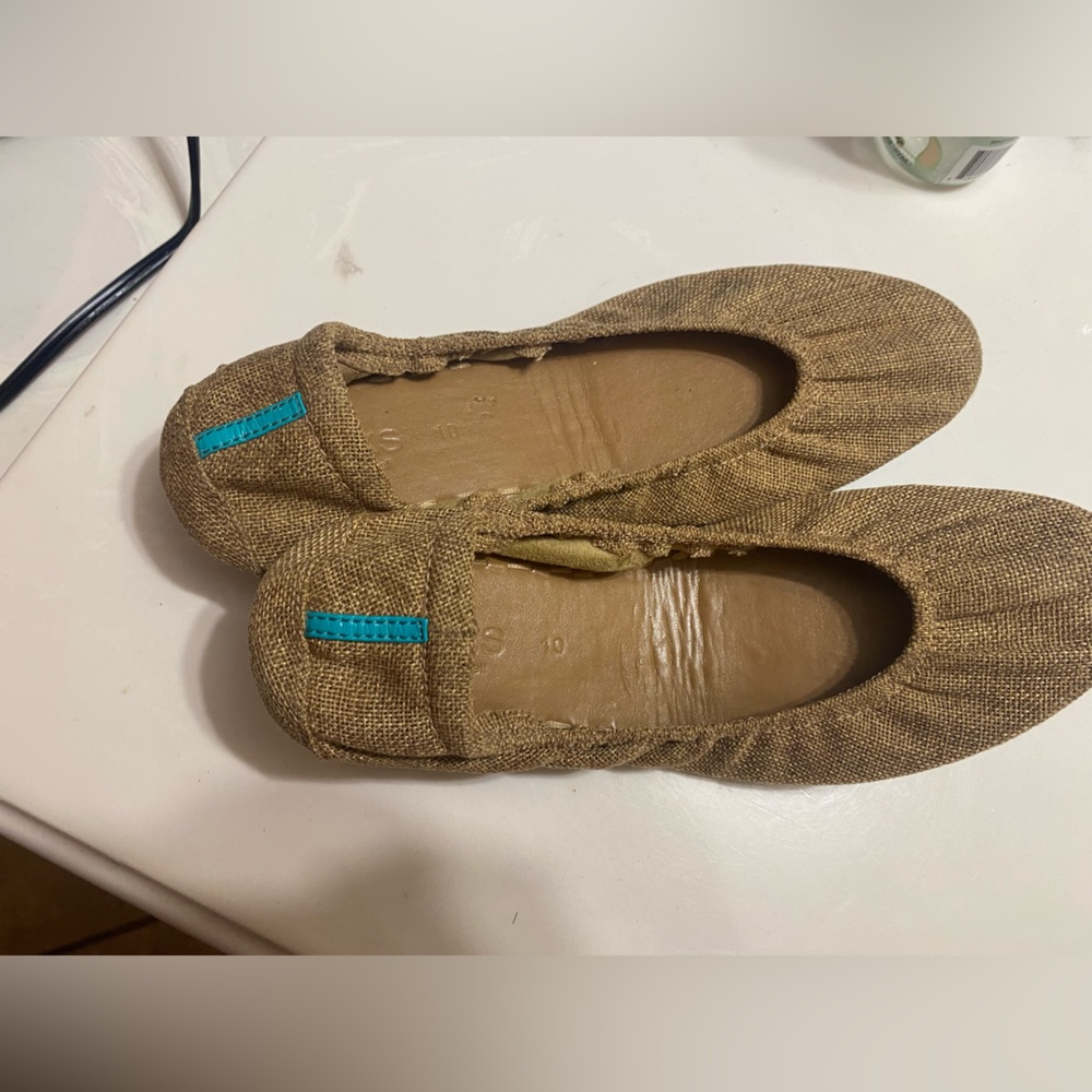 Brentwood Tieks size 10